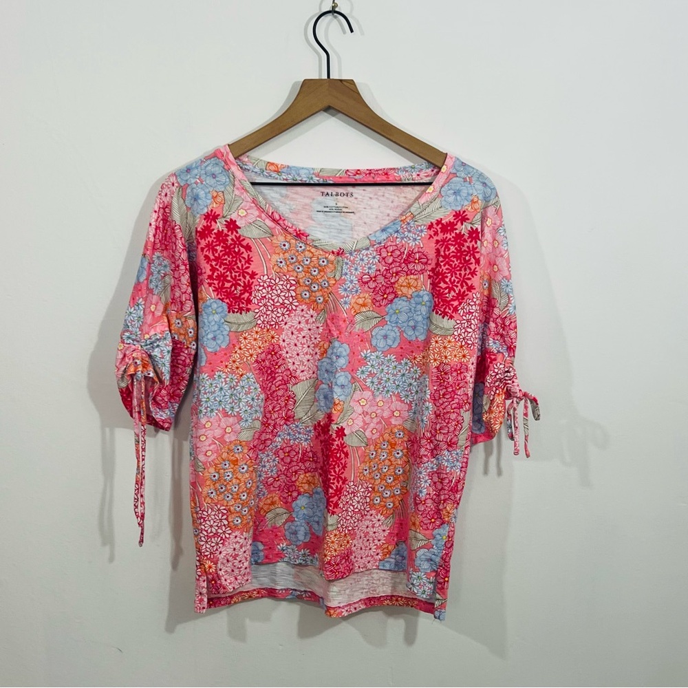 Talbots Beautiful Colorful Floral V Neck Blouse With 3/4 Sleeve Tie Detail Sz S